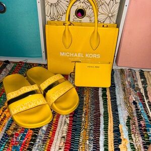 I’m selling purses of the brand Michael Kors